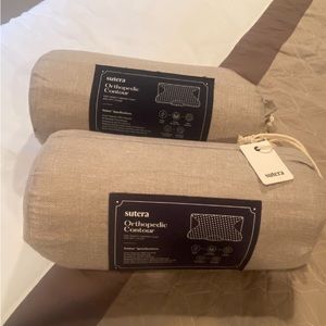 This listing is for 1 New, Never Used Sutera Brand Orthopedic Contour Pillow.